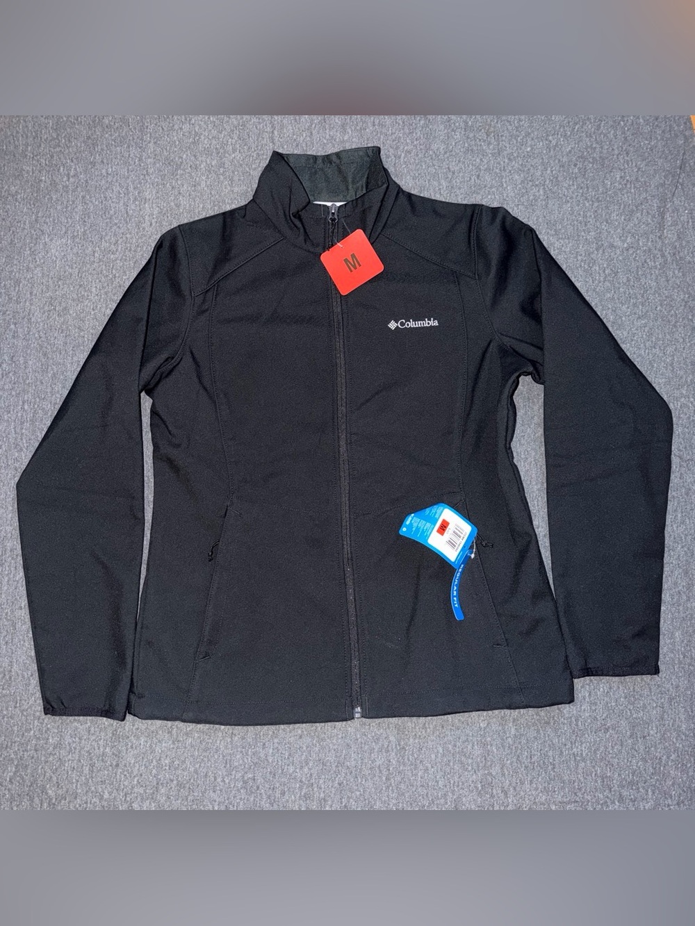 Columbia Women's Black Full-Zip Softshell Jacket